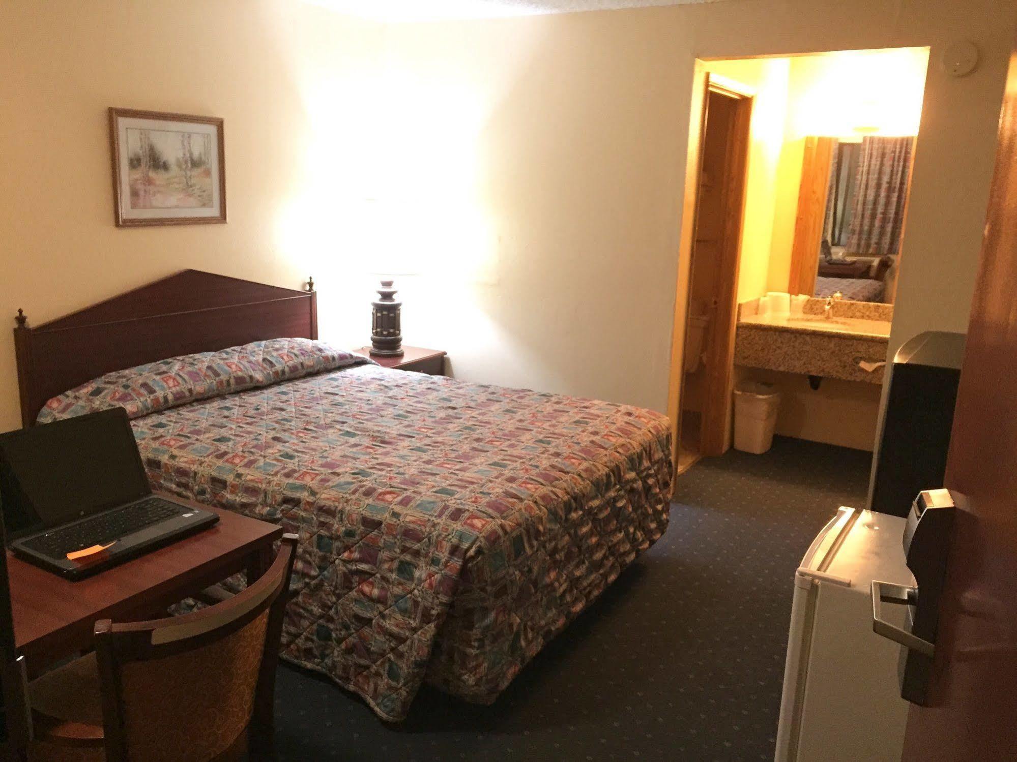 Stagecoach Inn Motel Molalla Ngoại thất bức ảnh